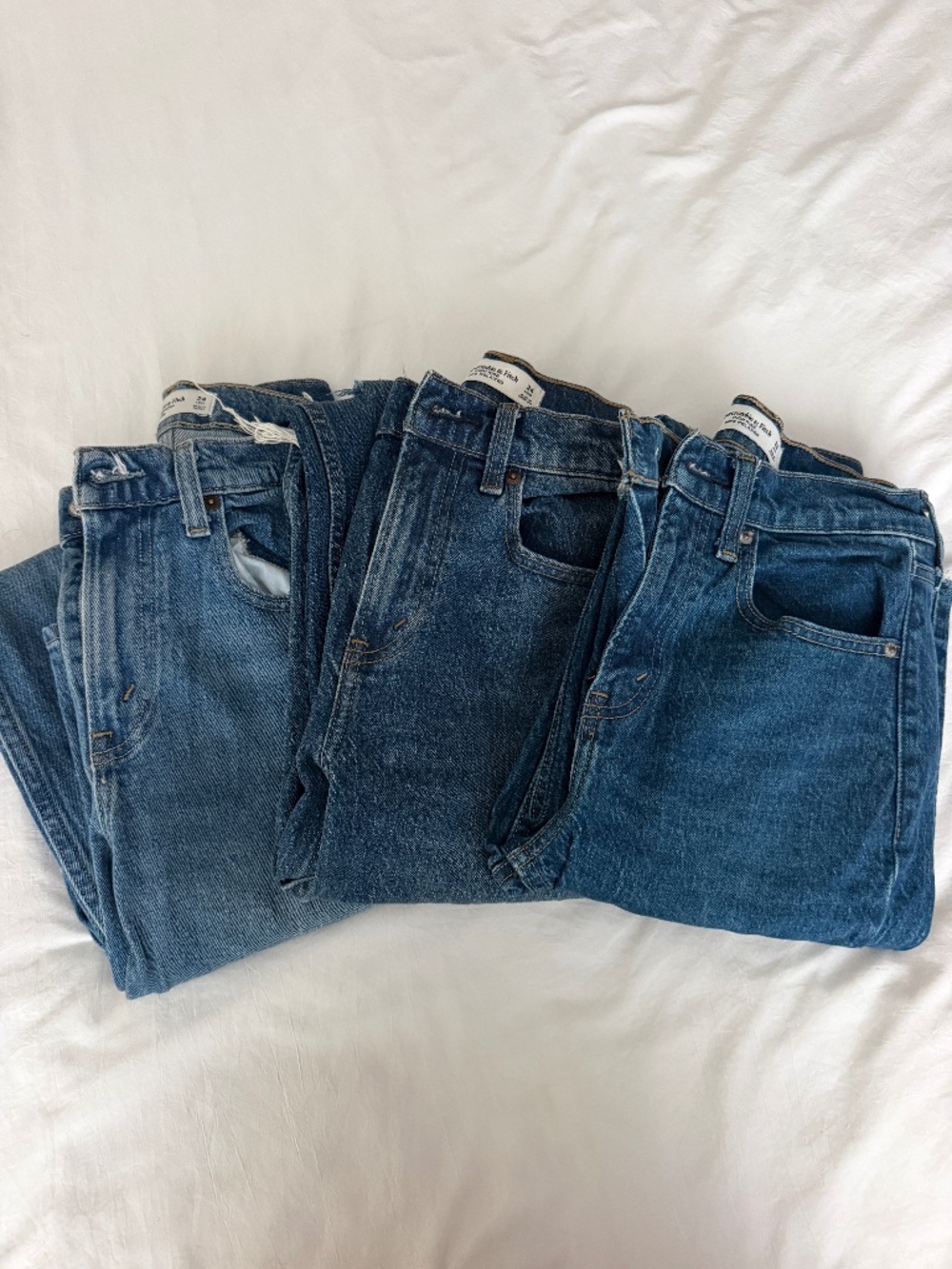 Abercrombie 90s relaxed high-rise (3 pair)